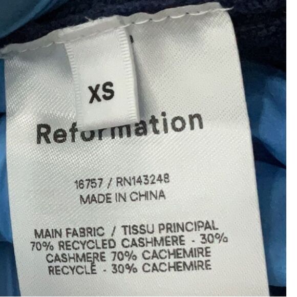 Reformation Beckie Cashmere Sweater Navy Blue Collared Preppy Soft Pull Over XS - Picture 5 of 6